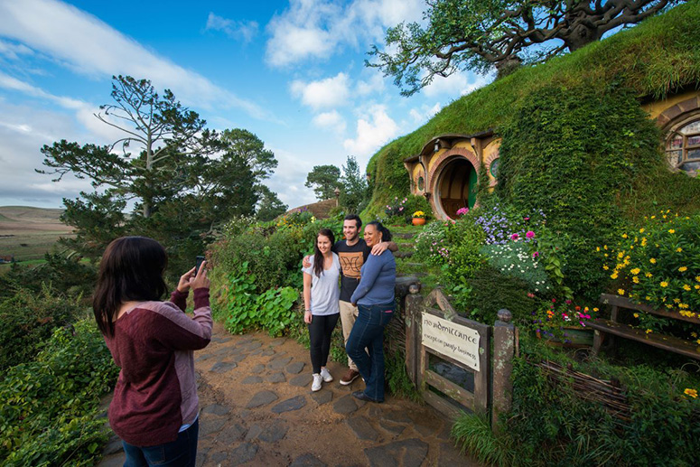 Hobbiton Tour from Auckland