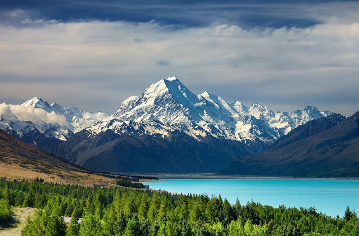 Mount Cook National Park Mount Cook and Lake Mueller