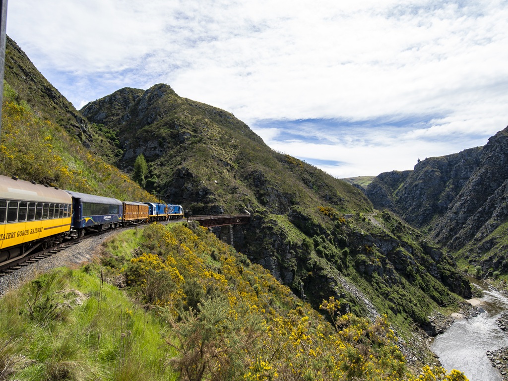 Milford Sound Tour & Cruise From Queenstown Awards